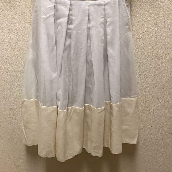 Amelia Toro White and Cream Dress Size 10 - Picture 5 of 7